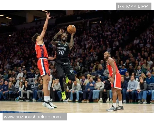 森林狼与快船激战正酣球迷期待精彩对决与精彩表现 森林狼与快船激战正酣球迷期待精彩对决与精彩表现