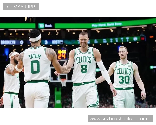 骑士与绿军激战全场精彩回放回顾篮球盛宴的巅峰对决 骑士与绿军激战全场精彩回放回顾篮球盛宴的巅峰对决