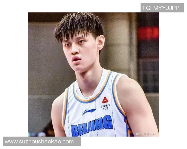 男篮山东对决广东强强联手再掀赛场风云期待精彩对抗与绝妙配合