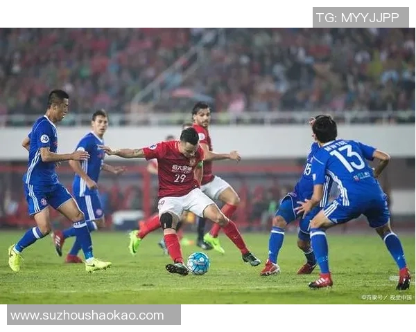 里昂与曼彻斯特城精彩对决视频集锦回顾全场精彩瞬间与进球时刻