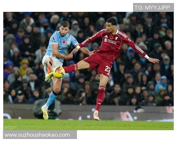 利物浦与曼城激战正酣赛果揭晓引发球迷热议与期待 利物浦与曼城激战正酣赛果揭晓引发球迷热议与期待