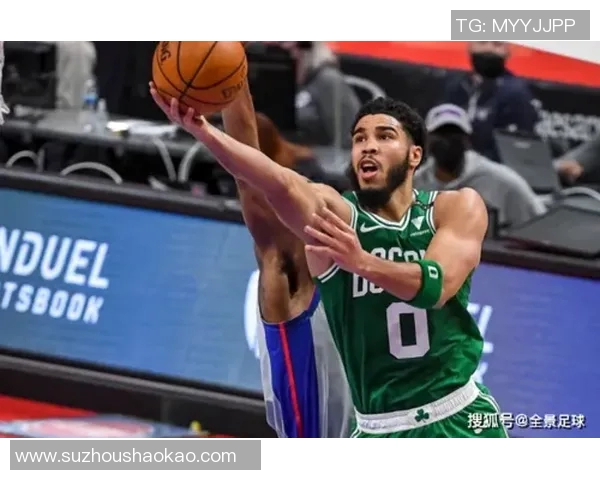 芬洛与阿尔克马对决精彩回顾及比分分析全景展现