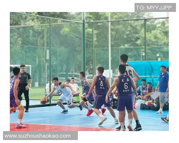 成都篮球队在邀请赛中的比赛经验与表现分析及启示