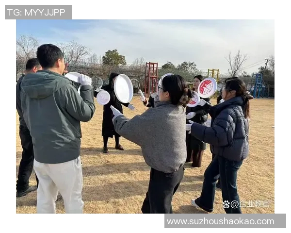 重庆飞盘队默契配合探秘：团队协作如何助力竞技水平提升